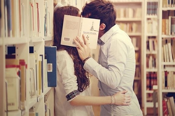 Tin nhắn của vợ gửi tình cũ khiến tôi quyết định ly hôn - 1 Tin nhắn của vợ gửi tình cũ khiến tôi quyết định ly hôn - 1