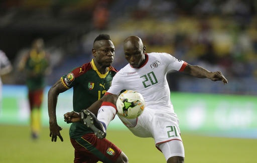 Cameroon chia điểm với Burkina Faso