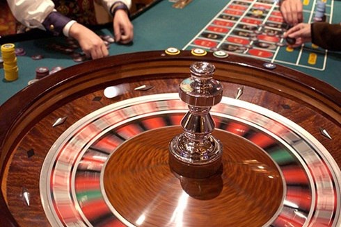 Vé chơi casino 1 triệu đồng/ngày, không phải ai muốn cũng được chơi - 1 Toàn bộ số thu từ tiền vé tham gia chơi tại điểm kinh doanh casino được để lại cho địa phương