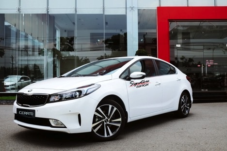 Kia Cerato phiên bản Signature ra mắt tại Việt Nam - 1
Khách hàng có thêm lựa chọn khi mua Cerato với sự góp mặt của phiên bản mới.