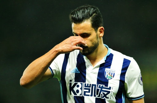 Đội hình tệ nhất vòng 31 Premier League - 3 Nacer Chadli bỏ lỡ nhiều cơ hội, khiến cho West Brom thúc thủ trước Watford
