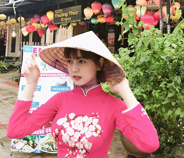 Nữ sinh Sài Gòn mang vẻ đẹp idol Kpop, có nhiều fan ở Trung Quốc, Hàn Quốc - 1 Nữ sinh Sài Gòn mang vẻ đẹp idol Kpop, có nhiều fan ở Trung Quốc, Hàn Quốc - 1