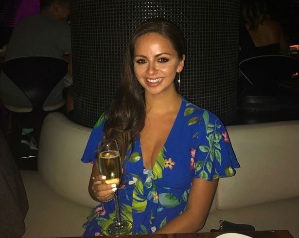 Cô giáo trẻ kể khoảnh khắc kinh hoàng thoát hỏa hoạn chung cư 79 tầng - 2 
Cô Hayley Brown (Ảnh: Daily Record)