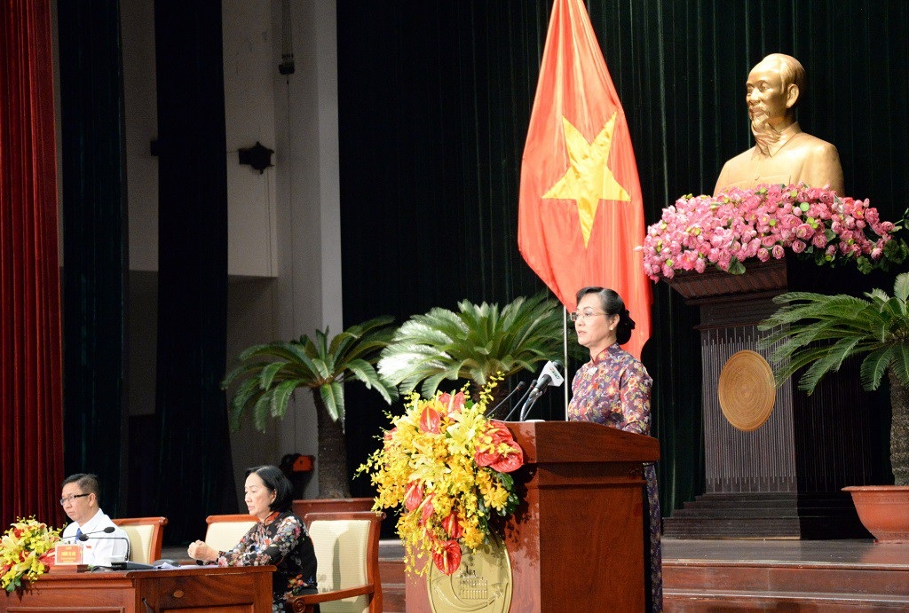 TPHCM: Thu nhập của cán bộ được tăng theo lộ trình từng năm - Ảnh 3. TPHCM: Thu nhập của cán bộ được tăng theo lộ trình từng năm - Ảnh 3.