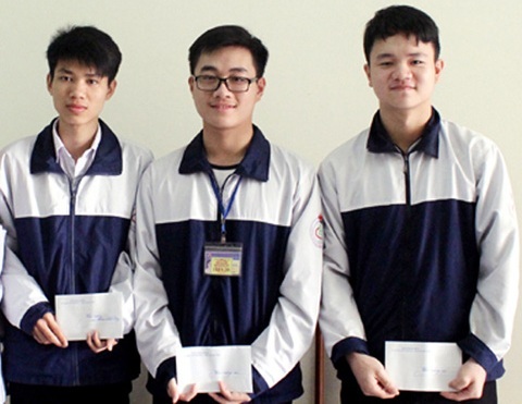 5 học sinh trường THPT Chuyên Hà Tĩnh được miễn thi THPT Quốc gia 2017 - 1 3/5 thí sinh trường THPT Chuyên Hà Tĩnh được đặc cách trong kỳ thi THPT Quốc gia 2017