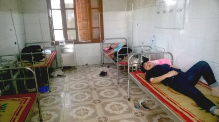 Nhiều công nhân bị ngộ độc thực phẩm sau khi ăn ca đêm - 2 Chẩn đoán ban đầu các công nhân bị ngộ độc thực phẩm