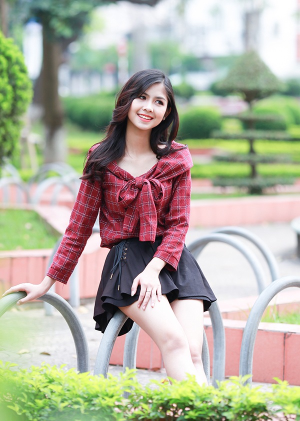 Ngỡ ngàng bộ ảnh “dậy thì thành công” của cô gái khoe tài "khoèo chân" một thời - 10 Ngỡ ngàng bộ ảnh “dậy thì thành công” của cô gái khoe tài "khoèo chân" một thời - 10