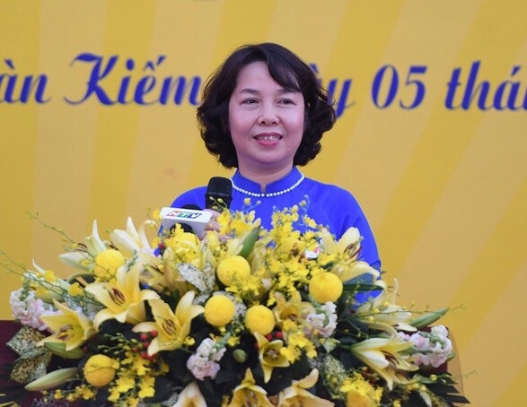 Người thắp sáng ngọn đuốc truyền thống ngôi trường 100 tuổi - 1 Nhà giáo Trần Thị Thanh Thảo - Hiệu trưởng Trường THCS Trưng Vương (quận Hoàn Kiếm, Hà Nội).