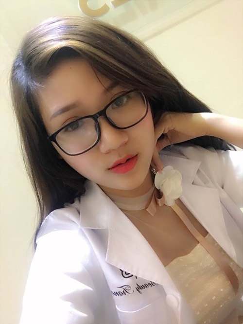 Tiết lộ về "cô đồ" ở Bắc Giang gây bão mạng vì quá xinh đẹp - 7 Tiết lộ về "cô đồ" ở Bắc Giang gây bão mạng vì quá xinh đẹp - 7