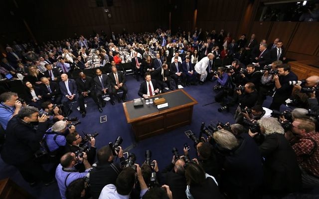 Cựu Giám đốc FBI nghi ngờ Nhà Trắng nói dối - 6
Quang cảnh cuộc điều trần đối với ông Comey (Ảnh: Reuters)