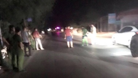 Cơ quan CSĐT vào cuộc khám nghiệm hiện trường và truy bắt nhóm côn đồ, manh động.