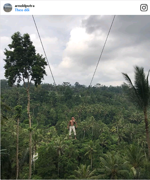 Bên cạnh đó, các cậu ấm đam mê mạo hiểm lại thích lựa chọn những trải nghiệm cảm giác mạnh giữa thiên nhiên hoang dã. Điển hình là trò xích đu trong rừng này.