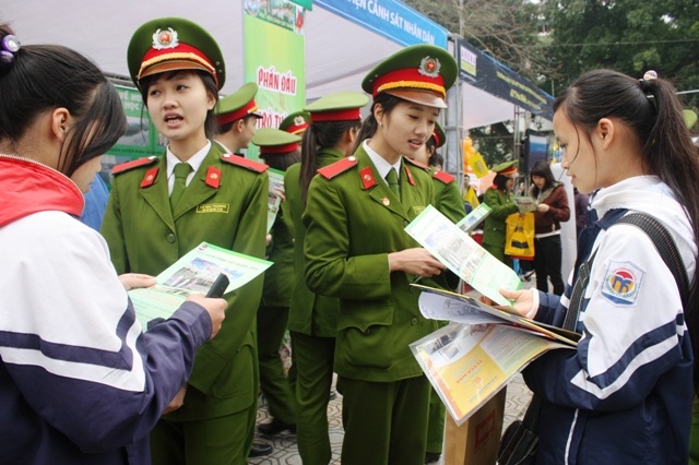 Hướng dẫn điều chỉnh nguyện vọng xét tuyển khối trường công an năm 2017 - 1 Hướng dẫn điều chỉnh nguyện vọng xét tuyển khối trường công an năm 2017 - 1