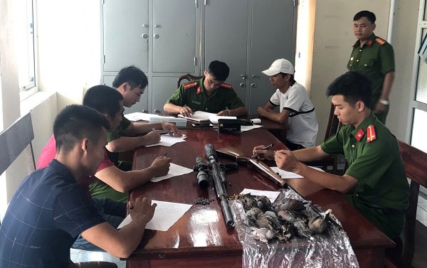 Đầu tư gần 100 triệu mua súng về… bắn chim - Ảnh 2. Đầu tư gần 100 triệu mua súng về… bắn chim - Ảnh 2.