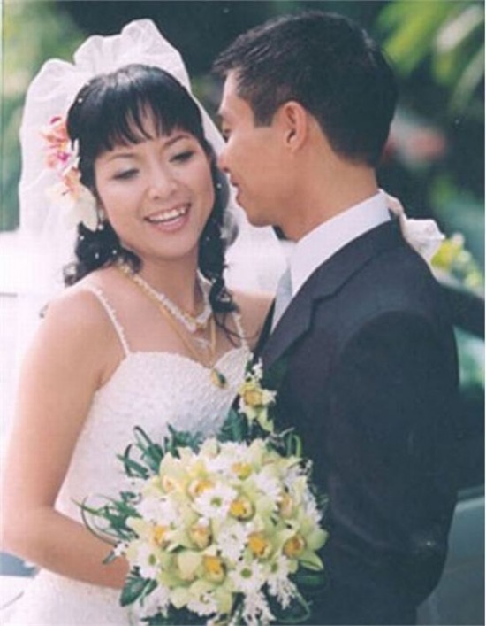 Dàn diễn viên phim “Sống chung với mẹ chồng”: Người hạnh phúc, người đi qua "giông tố" - 6 Ảnh cưới một thời của Công Lý - Thảo Vân.