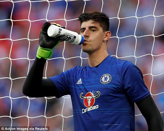 Vượt qua Chelsea, Arsenal giành cúp FA - 8
Thủ thành Courtois