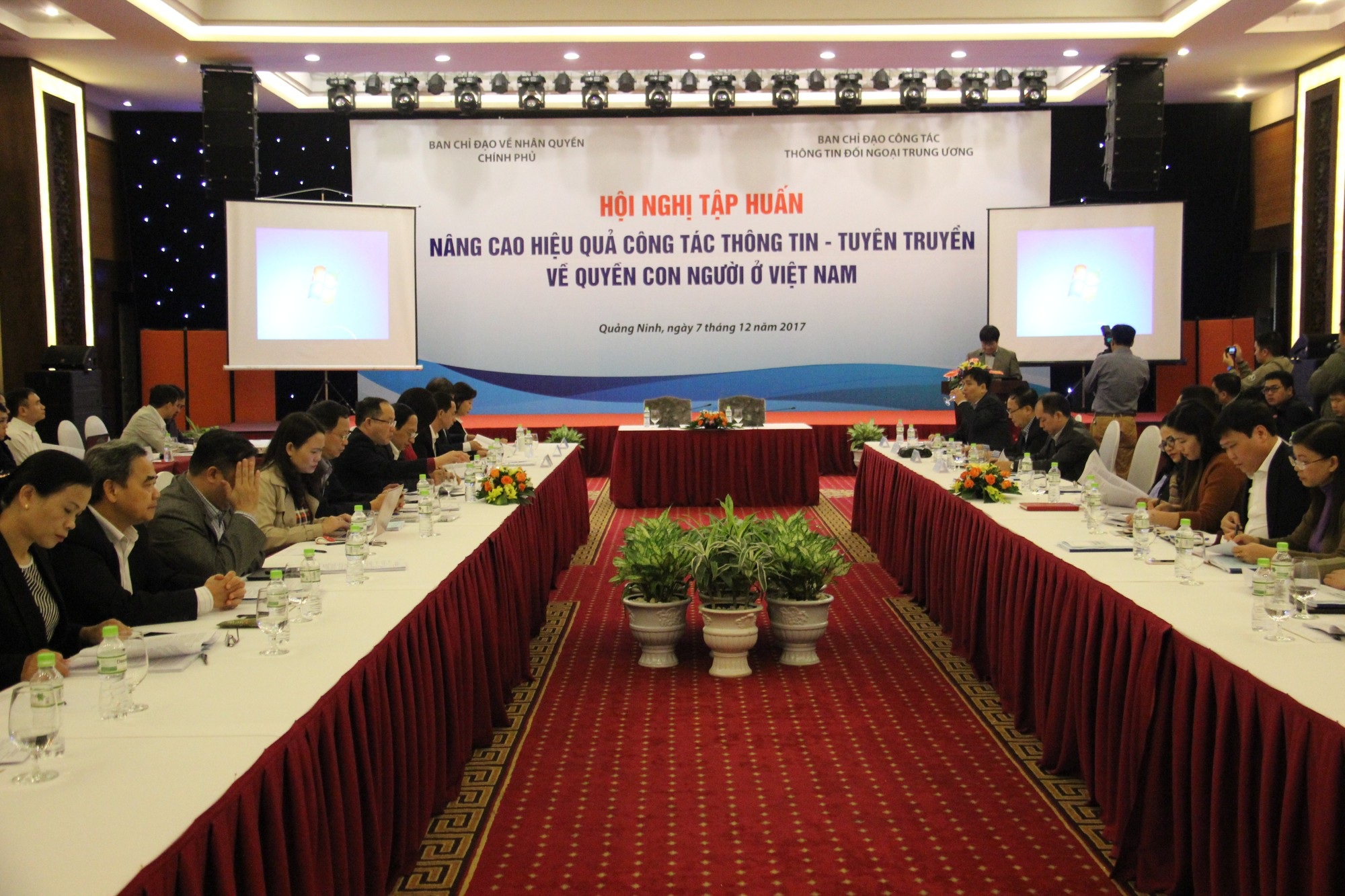 Đừng coi nhân quyền là vấn đề nhạy cảm - Ảnh 1. Đừng coi nhân quyền là vấn đề nhạy cảm - Ảnh 1.