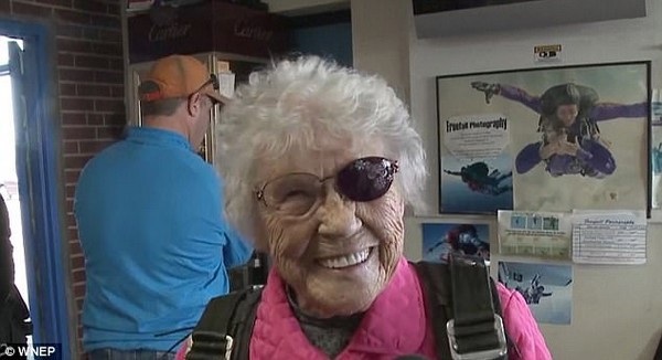 Cụ bà Campbell hy vọng vẫn có đủ sức khỏe để tiếp tục nhảy dù vào lần sau