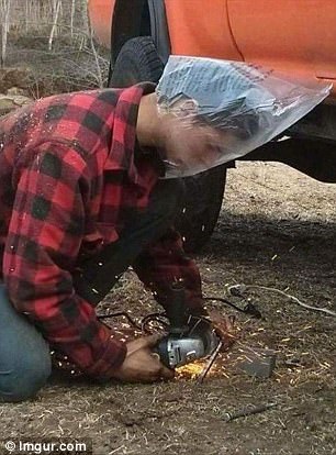 Những lý do hài hước cho thấy nữ giới thường sống thọ hơn nam giới - 7 Nếu có vấn đề gì xảy ra đừng bao giờ than tại … số trời.