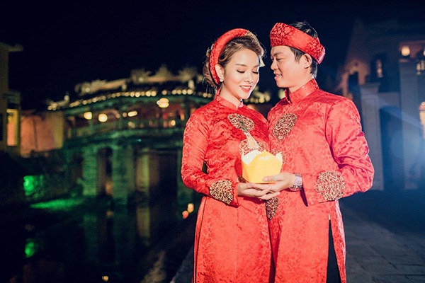 Cặp đôi Việt chi 1 tỷ đồng chụp ảnh cưới ở 4 nước trong... 2 tháng - 21 Cặp đôi Việt chi 1 tỷ đồng chụp ảnh cưới ở 4 nước trong... 2 tháng - 21