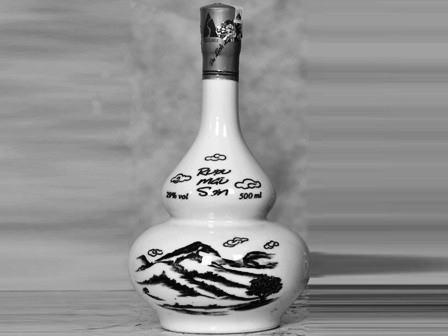 Ngược xứ Lạng thưởng thức đặc sản vùng biên giới - 6 Rượu Mẫu Sơn- đặc sản quý giá của Lạng Sơn.