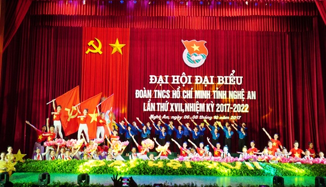 Anh Phạm Tuấn Vinh tái đắc cử Bí thư Tỉnh đoàn Nghệ An - 1 Văn nghệ chào mừng Đại hội đại biểu Đoàn TNCS Hồ Chí Minh tỉnh Nghệ An lần thứ XVII, nhiệm kỳ 2017-2022