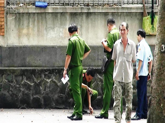 Níu kéo tình cảm không thành, thanh niên đâm người yêu rồi tự sát - 1 Hiện trường vụ án