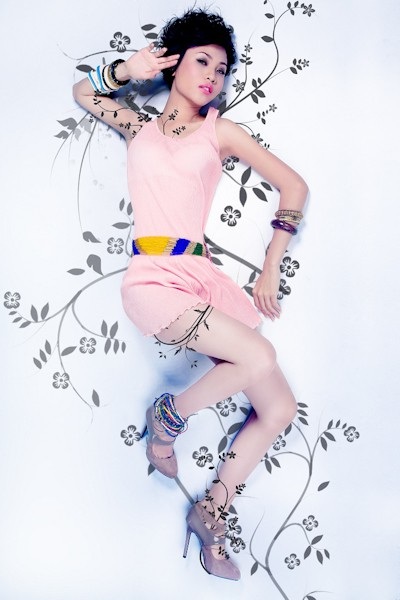 Đàm Thu Trang cá tính khi dự thi Vietnam’s Next Top Model 2010. (Ảnh: Freedom).