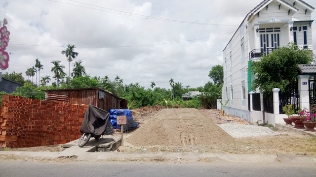 Tỉnh Sóc Trăng im lặng trước chỉ đạo của Chính phủ? - 2 Đất của ông Liêm đã và đang bị người khác xây dựng công trình trong sự thờ ơ của các cơ quan chức năng tỉnh Sóc Trăng.