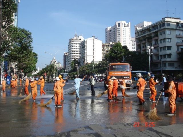 Kiểm toán “khui” hàng loạt vấn đề lương, thưởng một doanh nghiệp công ích - 1 Công ty Dịch vụ Công ích Quận 1 liên tục gặp vấn đề trong chi lương, thưởng
