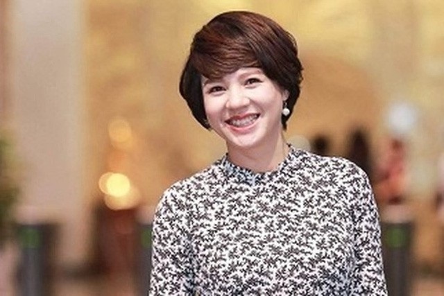 Quang “tèo” đáp tin đồn cát-sê hài Tết vài chục tỉ, Phan Đăng “thế chỗ” MC Lại Văn Sâm - 10 Trưởng ban VTV6, nhà báo Diễm Quỳnh sẽ trở lại với vai trò MC trong chương trình Cảm ơn cuộc đời sau thời gian dài phải “gác mic” để thực hiện thiên chức làm mẹ.