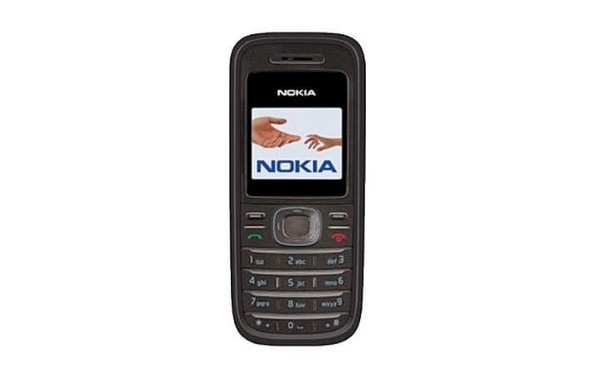 Điểm danh 20 chiếc điện thoại di động bán chạy nhất lịch sử - 8 Nokia 1208 được bán ra đầu tiên vào năm 2007, được trang bị màn hình màu với độ phân giải 96x98. Nokia đã bán được hơn 100 triệu sản phẩm trên toàn cầu.