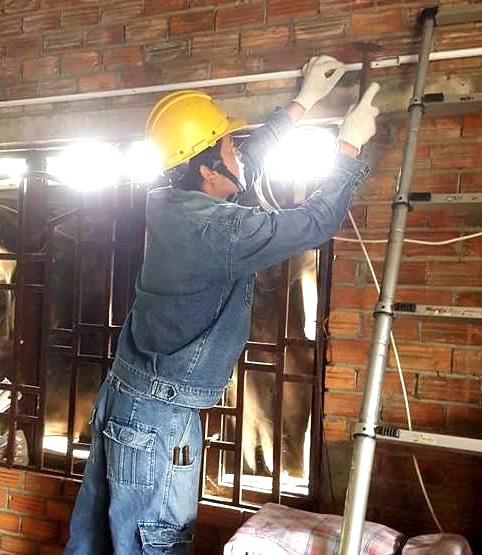 Người dân tiết kiệm được gần 640 tỷ đồng tiền điện - 1 Người dân tiết kiệm được gần 640 tỷ đồng tiền điện - 1