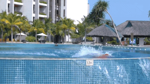 Loạt “cảnh nóng”, pha diễn ướt át của Bình Minh với các “người tình” màn ảnh - 3
Trước khi vướng phải tin đồn không hay này, Bình Minh từng có rất nhiều cảnh diễn táo bạo, nụ hôn ướt át, cháy sóng trên màn ảnh với loạt mỹ nhân Việt.