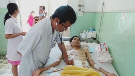 Bệnh nhân vẫn chưa được tư vấn dinh dưỡng hợp lý - 1 Dinh dưỡng có vai trò quan trọng trong điều trị nhưng vẫn chưa được quan tâm đúng mức vì thiếu nhân lực làm về lĩnh vực này.