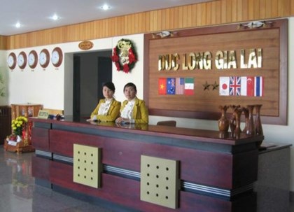 "Âm thầm" cho cổ đông vay, Đức Long Gia Lai nhận án phạt đầu năm - 1 Bên cạnh Đức Long Gia Lai, hàng loạt doanh nghiệp khác cũng bị UBCKNN phạt hành chính trong những ngày đầu năm 2017