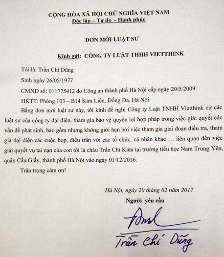 Vụ học sinh gãy chân trong trường Nam Trung Yên: Đưa cháu bé đi giám định - 2 Đơn mời luật sư của bố cháu Trần Chí Kiên.