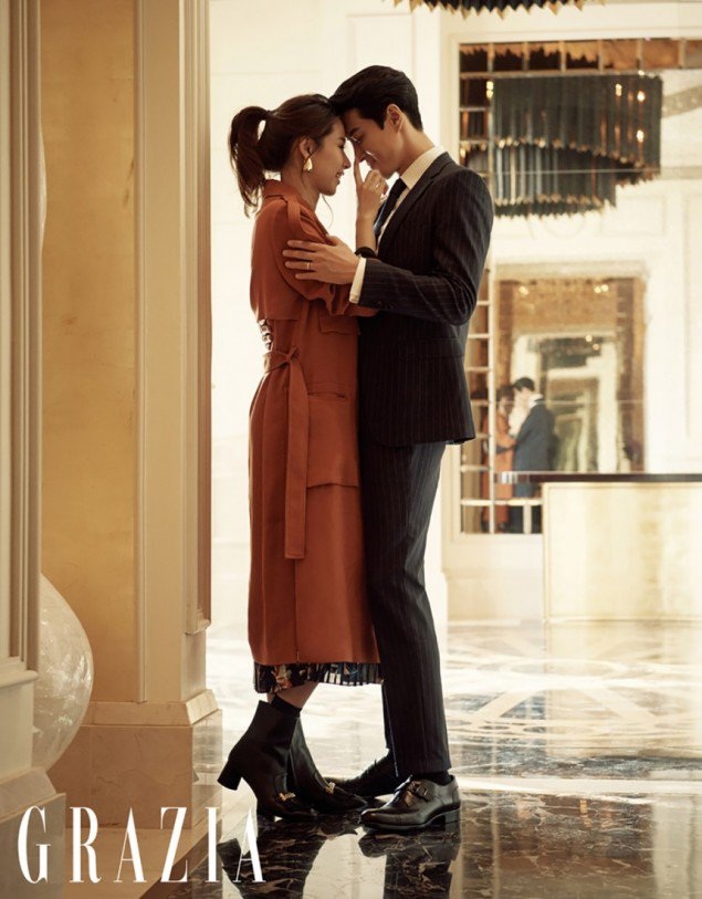Lee Dong Gun và Jo Yoon Hee đẹp đôi trên tạp chí - 2
Cặp đôi cũng mở lòng về những ấn tượng đầu tiên dành cho nhau trong lần đầu gặp gỡ cùng những kỳ vọng về đứa con sắp chào đời.