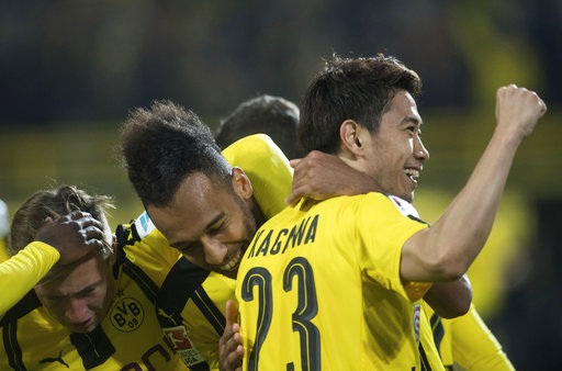 Dortmund giành chiến thắng tưng bừng trước Hamburg