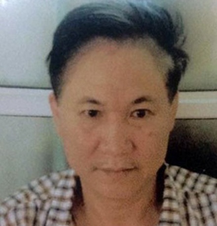 Hà Nội: Kịp thời khống chế đối tượng mang xăng đi đòi nợ phóng hoả đốt nhà - 1 Đối tượng Lợi bị bắt giữ tại cơ quan điều tra.