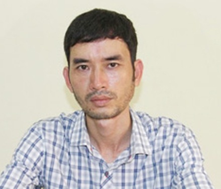 Ghen tuông, đốt xe ô tô của người tình - 1 Đối tượng Tuấn bị bắt giữ tại cơ quan điều tra vì hành vi huỷ hoại tài sản.