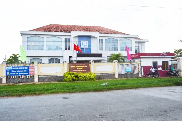 Hàng loạt sai phạm tài chính tại Trường Cao đẳng Cộng đồng Sóc Trăng! - 1 Trường Cao đẳng Cộng đồng Sóc Trăng có hàng loạt sai phạm về tài chính.