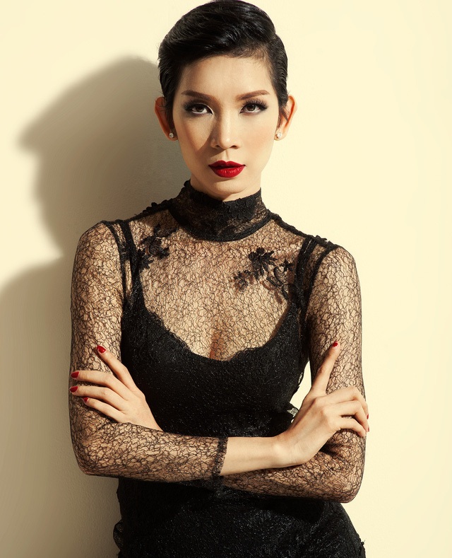 Những bà mẹ đơn thân của showbiz Việt và chuyện đời giấu nước mắt - 1 Sau rất nhiều năm, siêu mẫu Xuân Lan mới hé lộ 2 bí mật đời tư khiến khán giả bất ngờ thảng thốt.