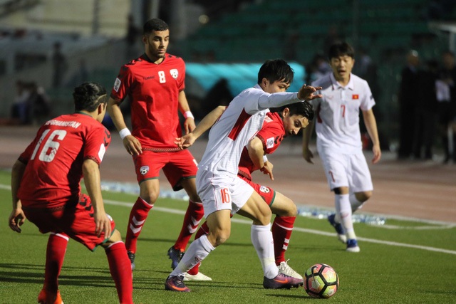 Đội tuyển Việt Nam bất phân thắng bại với Jordan - 7
Đội tuyển Việt Nam hòa Afghanistan 1-1 ở ngày mở màn bảng C vòng loại Asian Cup 2019
