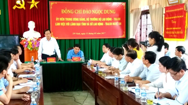 Xác nhận người có công: Quan trọng là nhân dân thừa nhận - 1
Bộ trưởng Đào Ngọc Dung phát biểu tại Hội nghị