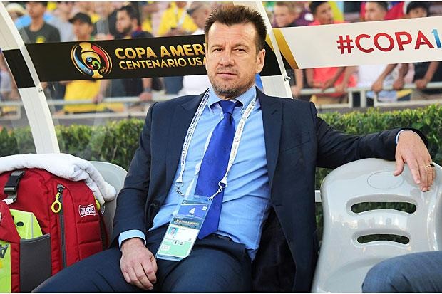 Carlos Dunga là HLV mới nhật nộp hồ sơ ứng tuyển vị trí HLV đội tuyển Thái Lan