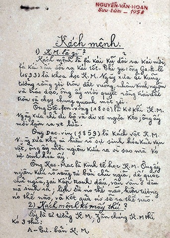 Trưng bày “Ánh sáng từ Đường Kách mệnh”, tiếp nhận nhiều hiện vật lịch sử - 2 Những trang đầu của tác phẩm Đường Kách mệnh.