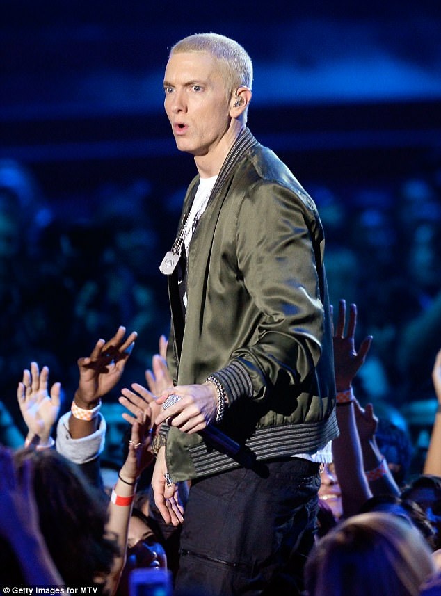 Ngắm nhà siêu sang Eminem bán chịu lỗ | Báo Dân trí