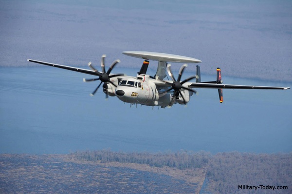 Mỹ sẽ triển khai máy bay cảnh báo sớm tối tân tới Nhật Bản - 1
E-2D Advanced Hawkeye là máy bay cảnh báo sớm hiện đại nhất của hải quân Mỹ (Ảnh: Military-Today)