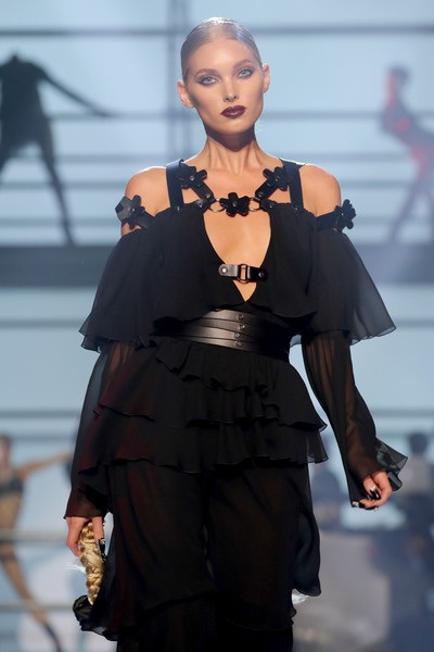 Dàn người đẹp bốc lửa dự show của Philipp Plein - 3